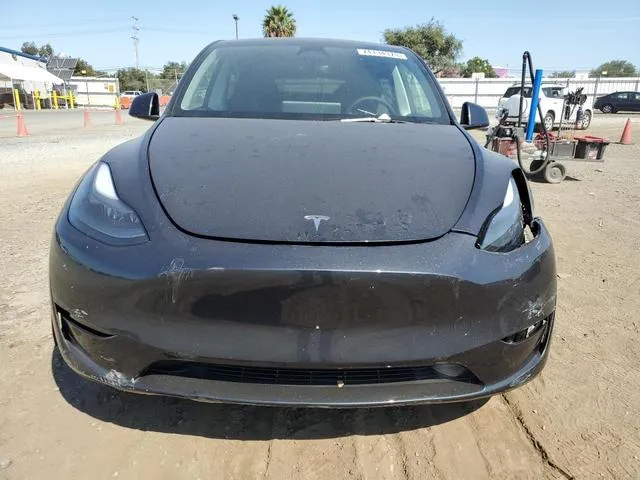 7SAYGDED0RF122070 2024 2024 Tesla MODEL Y 5