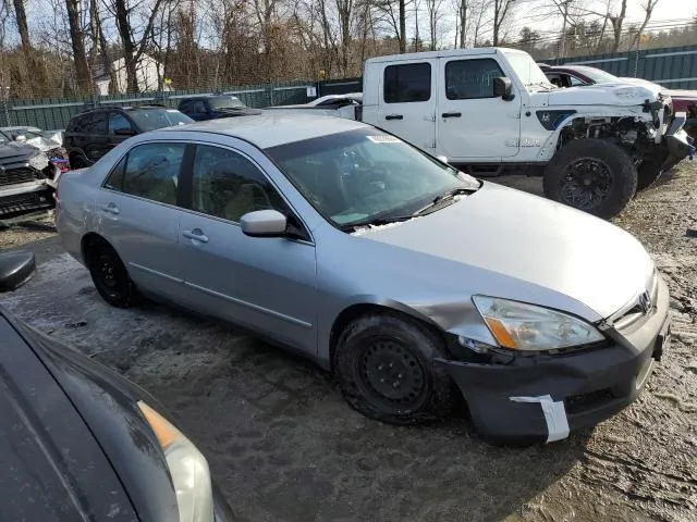 1HGCM564X7A169330 2007 2007 Honda Accord- LX 4