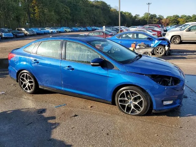 1FADP3H22JL219696 2018 2018 Ford Focus- Sel 4