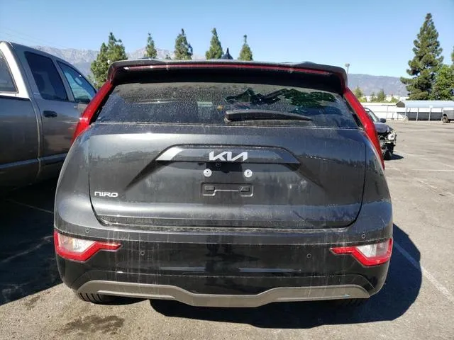 KNDCR3L17P5028397 2023 2023 KIA Niro- Wind 6