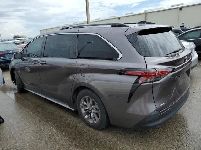 5TDBSKFC1MS022415 2021 2021 Toyota Sienna- LE 2