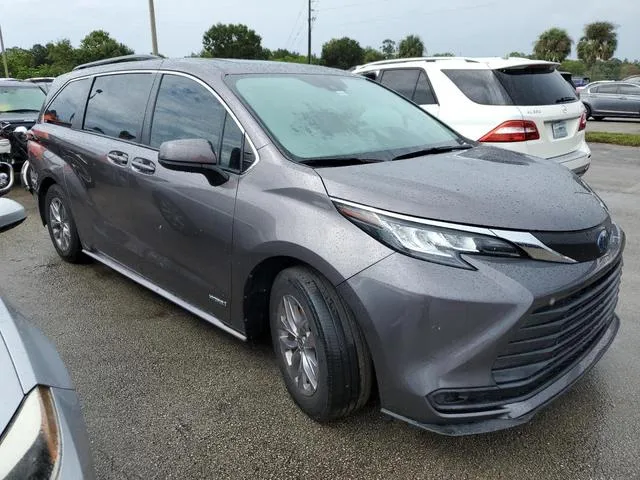 5TDBSKFC1MS022415 2021 2021 Toyota Sienna- LE 4