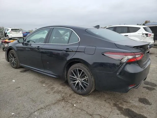 4T1G11BK1NU069484 2022 2022 Toyota Camry- SE 2