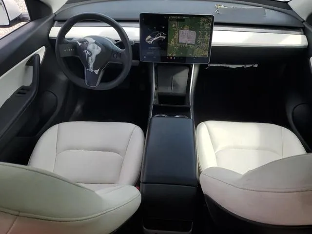 5YJYGDEE9MF085549 2021 2021 Tesla MODEL Y 8