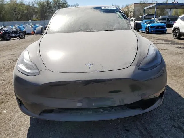 7SAYGDED4RF200527 2024 2024 Tesla MODEL Y 5