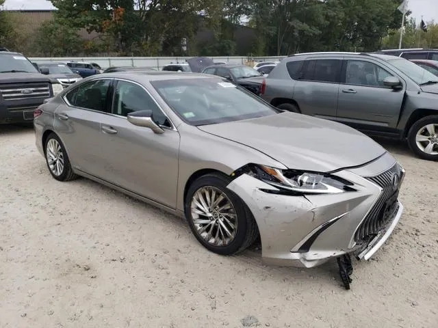 58AEA1C10MU006039 2021 2021 Lexus ES- 300H Luxury 4