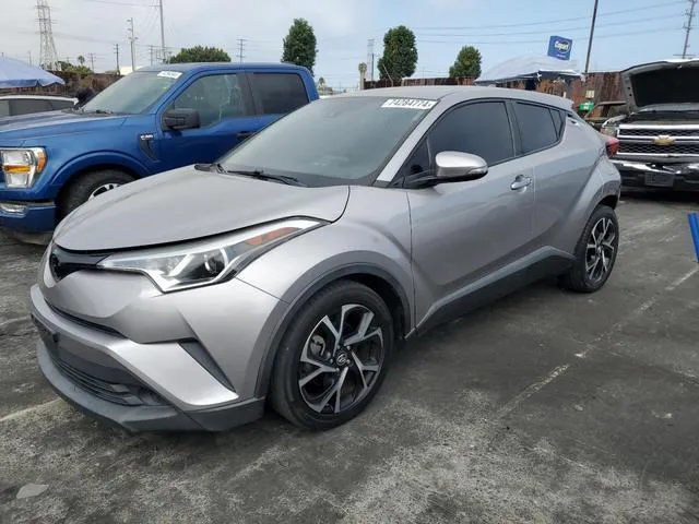 NMTKHMBX5JR061120 2018 2018 Toyota C-HR- Xle 1