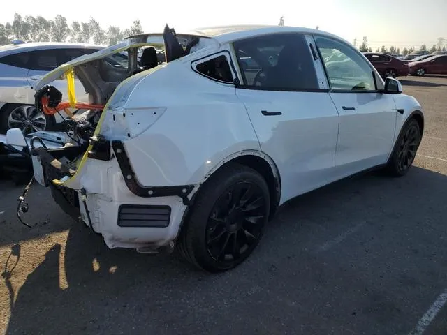 5YJYGAEE4MF159197 2021 2021 Tesla MODEL Y 3