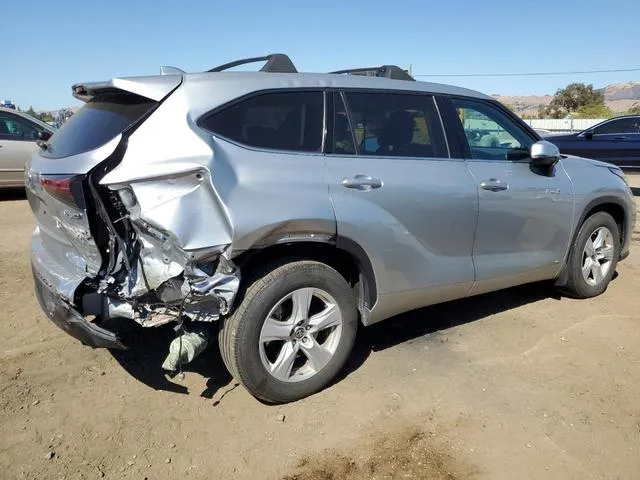 5TDBBRCH6MS523826 2021 2021 Toyota Highlander- Hybrid Le 3