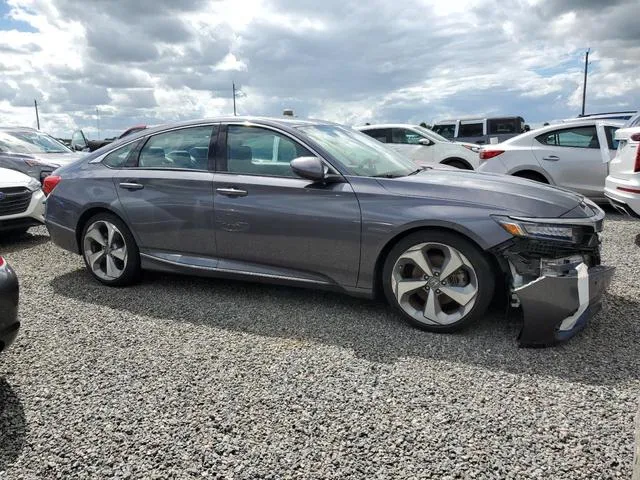 1HGCV1F95JA060119 2018 2018 Honda Accord- Touring 4