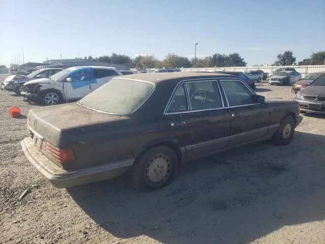 WDBCA35D5JA388327 1988 1988 Mercedes-Benz 420- Sel 3