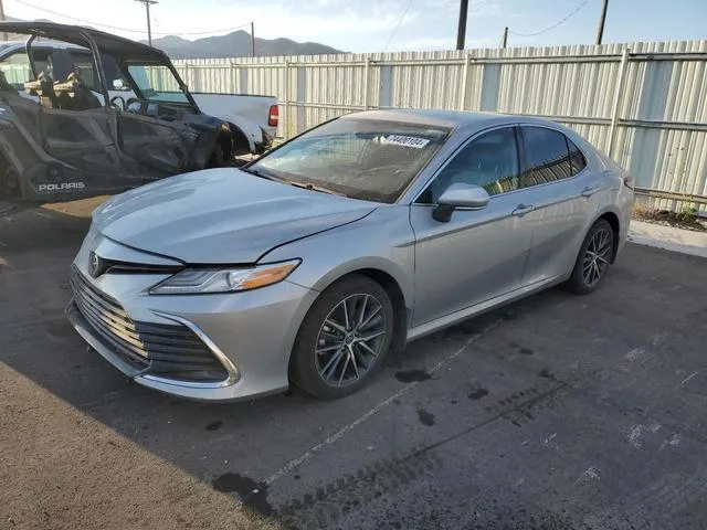 4T1F11BK1MU022238 2021 2021 Toyota Camry- Xle 1