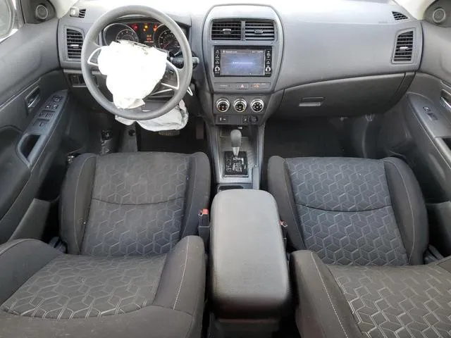 JA4APUAU5NU013250 2022 2022 Mitsubishi Outlander- ES 8