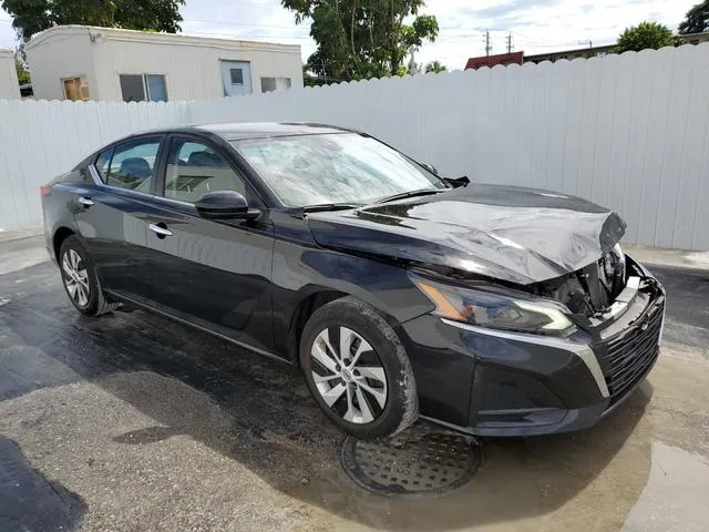 1N4BL4BV6PN355144 2023 2023 Nissan Altima- S 4