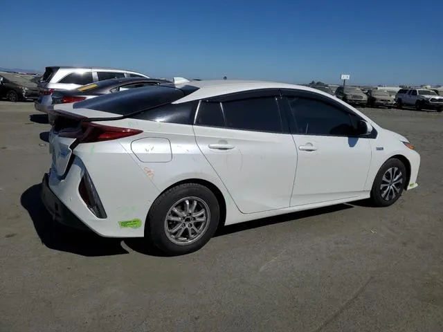 JTDKARFPXL3120096 2020 2020 Toyota Prius- LE 3