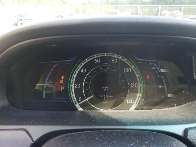 1HGCR6F75EA010942 2014 2014 Honda Accord- Touring Hybrid 9