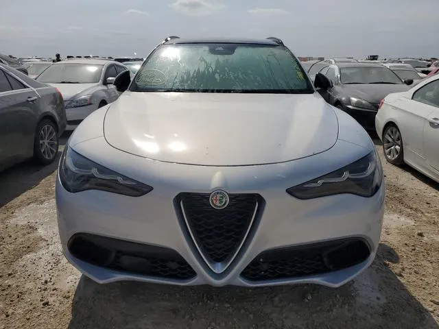 ZASPAKBN5R7D81081 2024 2024 Alfa Romeo Stelvio- TI 5