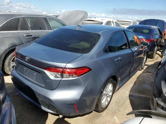 JTDVPMAE8MJ158900 2021 2021 Toyota Corolla- LE 3