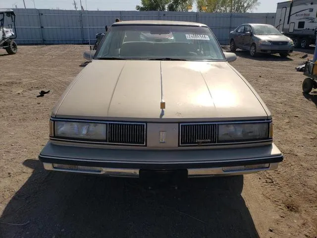 1G3HY5137HW311807 1987 1987 Oldsmobile Delta- Royale Brougham 5