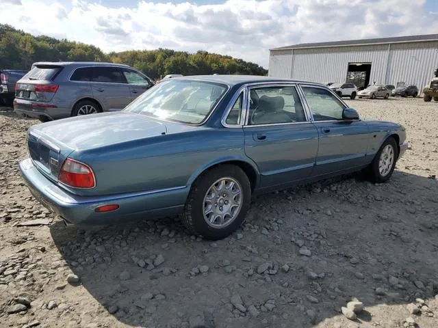 SAJDA14C4YLF17633 2000 2000 Jaguar XJ8 3