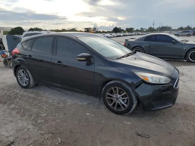 1FADP3K27FL329384 2015 2015 Ford Focus- SE 4