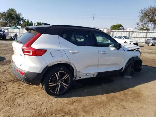 YV4162UM2N2712319 2022 2022 Volvo XC40- T5 R-Design 3