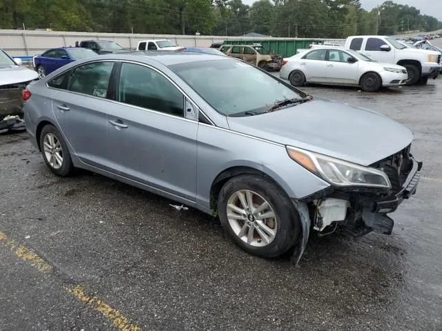 5NPE24AF0HH518800 2017 2017 Hyundai Sonata- SE 4