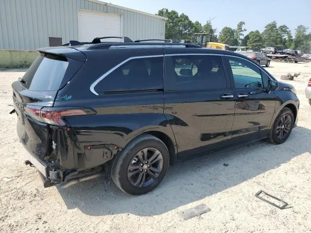 5TDCSKFC6RS111621 2024 2024 Toyota Sienna- Xse 3