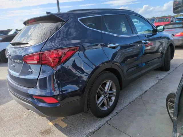 5XYZU3LB1HG450286 2017 2017 Hyundai Santa Fe 3