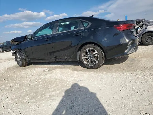 3KPF24AD1PE574069 2023 2023 KIA Forte- LX 2