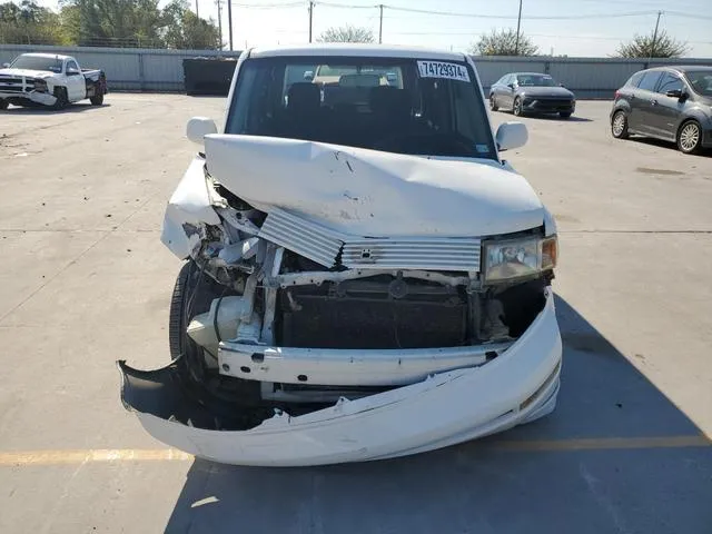 JTLKT324464076098 2006 2006 Toyota Scion- XB 5