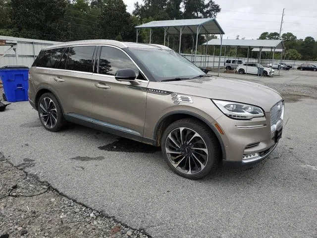 5LM5J7XC8MGL11676 2021 2021 Lincoln Aviator- Reserve 4