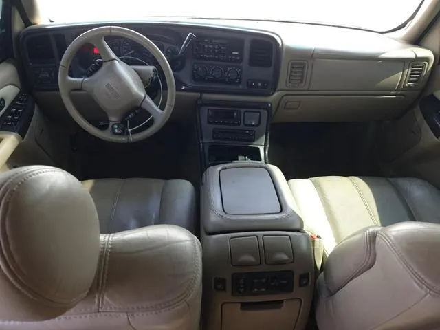 1GKEK63UX2J183619 2002 2002 GMC Denali 8