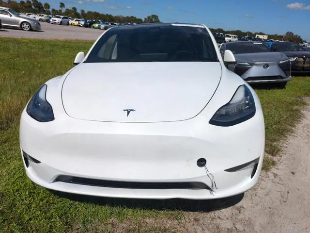 5YJYGDEE9MF074647 2021 2021 Tesla MODEL Y 5