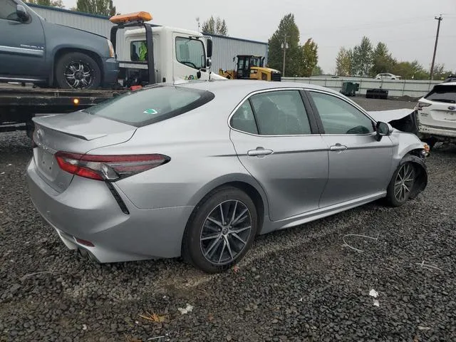 4T1G11AK8NU661711 2022 2022 Toyota Camry- SE 3