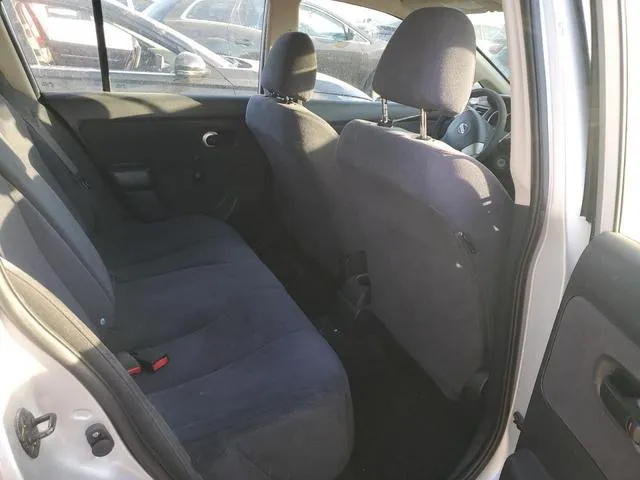 3N1BC13E08L463304 2008 2008 Nissan Versa- S 10