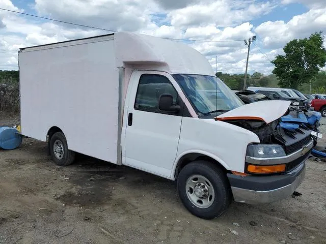 1GB0GRFF0H1337452 2017 2017 Chevrolet Express 4