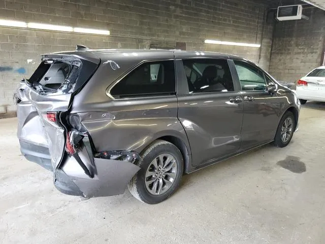 5TDYRKEC5PS146652 2023 2023 Toyota Sienna- Xle 3