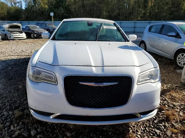 2C3CCAAG6JH278294 2018 2018 Chrysler 300- Touring 5