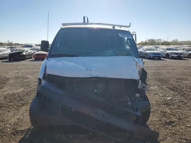 1GCWGAFG8L1218704 2020 2020 Chevrolet Express 5