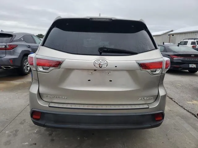 5TDJKRFH4ES058410 2014 2014 Toyota Highlander- Xle 6