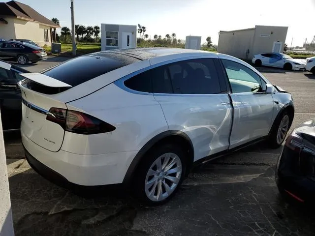 5YJXCBE24LF214006 2020 2020 Tesla MODEL X 3