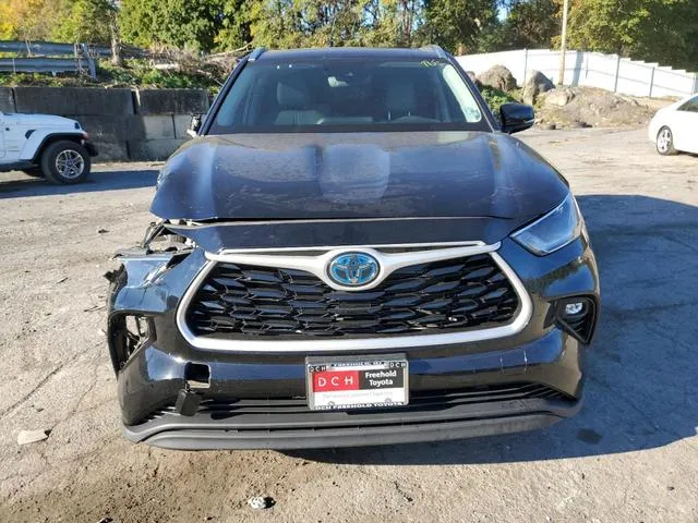 5TDGBRCH8MS531173 2021 2021 Toyota Highlander- Hybrid Xle 5