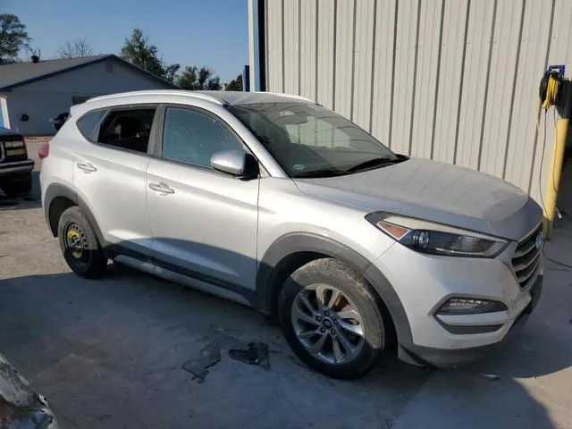 KM8J33A44JU651555 2018 2018 Hyundai Tucson- Sel 4