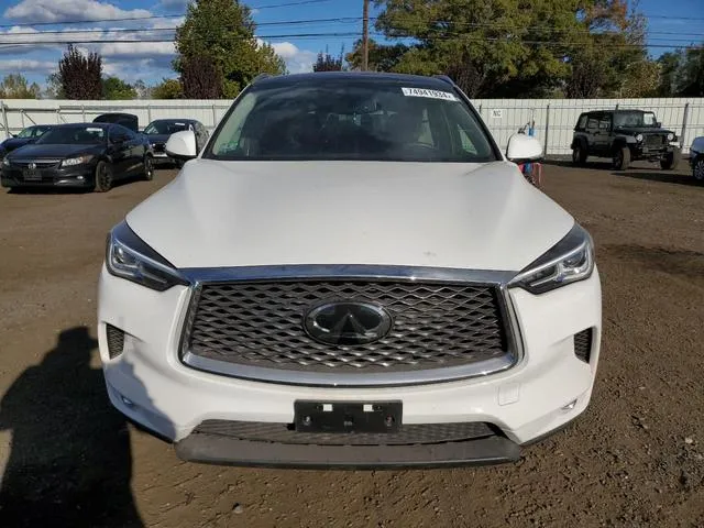 3PCAJ5M35KF139063 2019 2019 Infiniti QX50- Essential 5