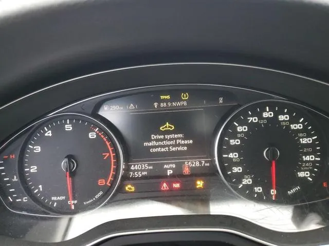 WAUDNAF40JA070223 2018 2018 Audi A4- Premium 9