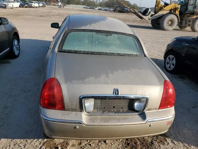 1LNHM81W14Y684827 2004 2004 Lincoln Town Car- Executive 6