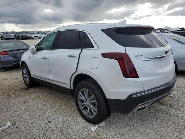 1GYKNCRS1NZ175354 2022 2022 Cadillac XT5- Premium Luxury 2