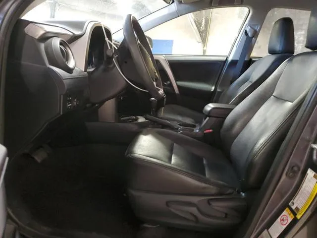 JTMZFREVXJJ179092 2018 2018 Toyota RAV4- LE 7