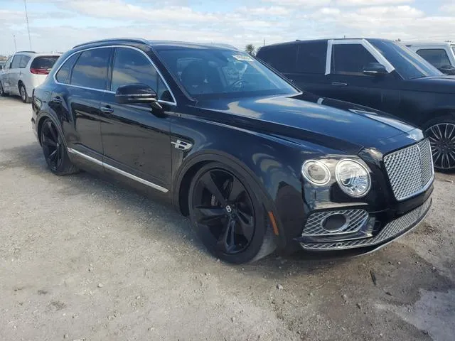 SJAAC2ZV9JC018049 2018 2018 Bentley Bentayga 4